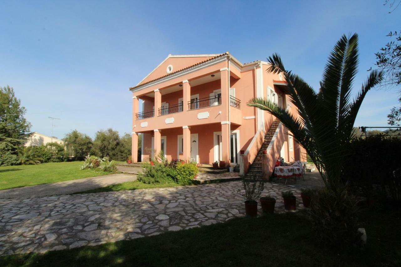 Karoubis Studio Kavallouri Exterior foto